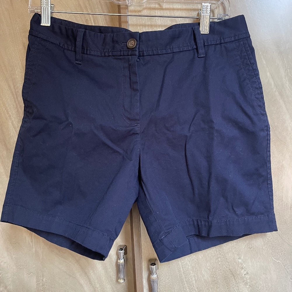 Talbots Petite Relaxed Chino Shorts 6"